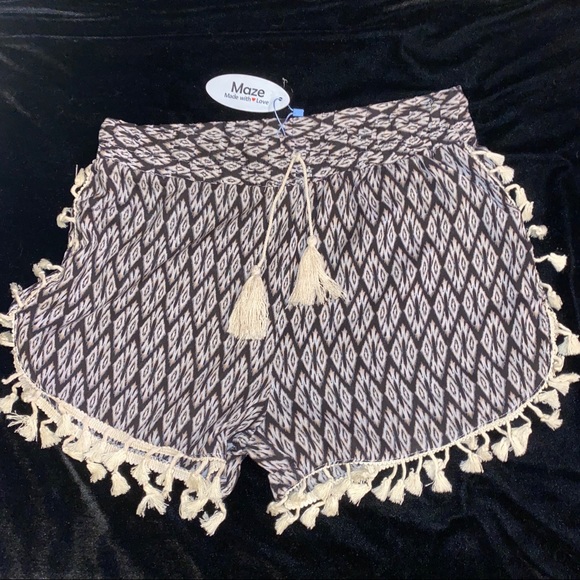 Maze Collection Pants - Maze collection black tassel fringe shorts